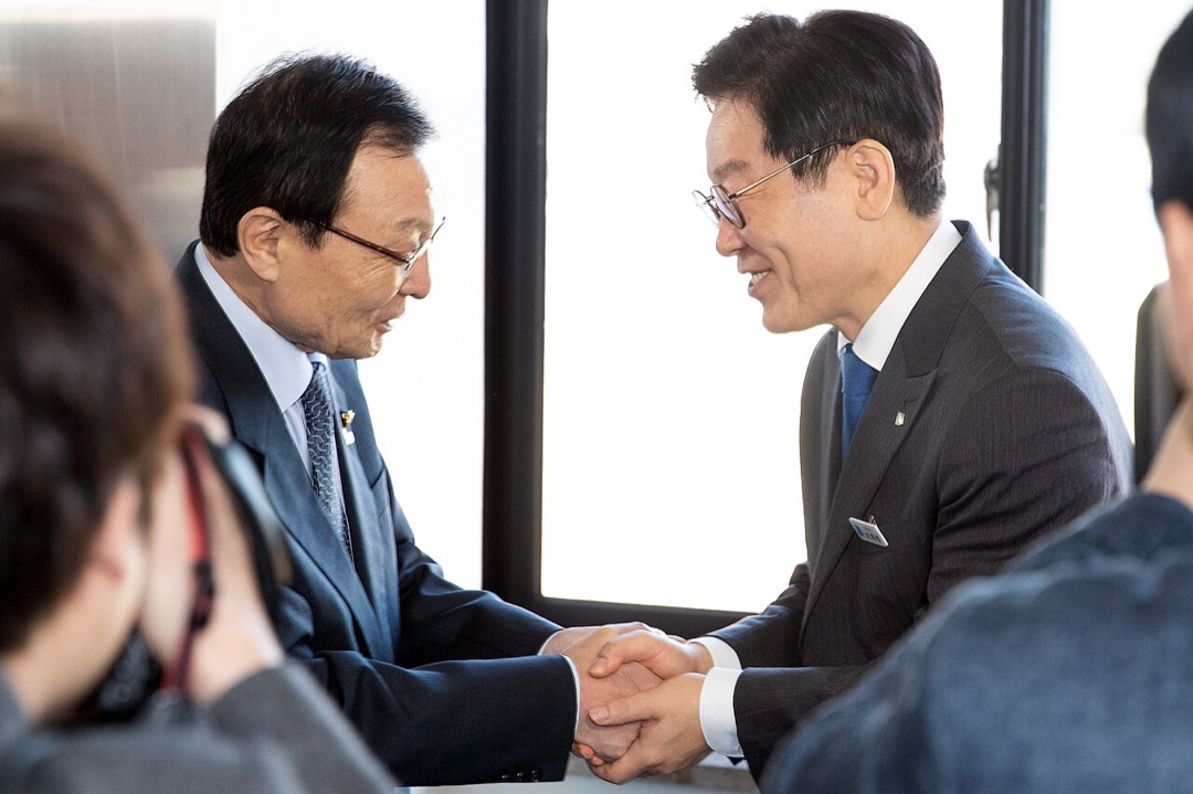 더불어민주당 지도부 회의 장면(2019년, 대체 사진)