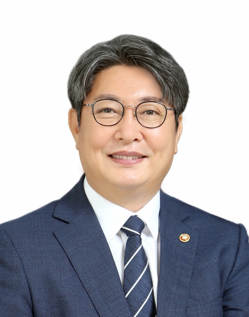 국회 사무총장 재임 때의 이춘석 의원