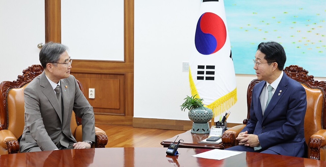 2026년 6월 조정식 국회의장과 만난 조현 외교부 장관(국감 장면 아님)