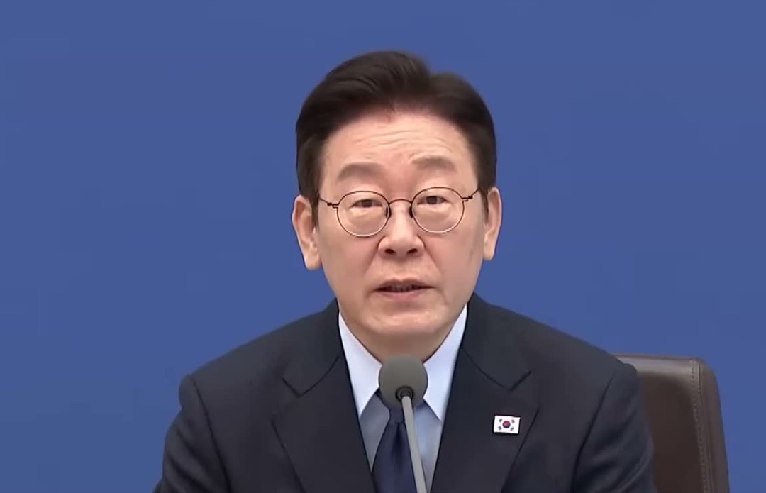 2026년 2월 10일 제5회 국무회의에서 모두발언하는 이재명 대통령(다주택 매도 압박 발언 이후 시기, 해당 발언 장면 아님)
